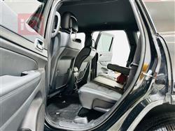 جیپ گراند شیرۆکی